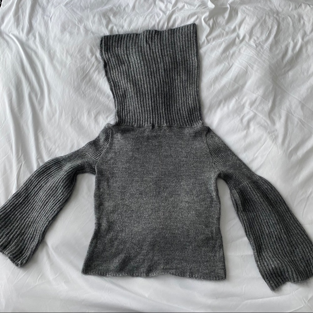 Zara Large Turtleneck Sweater - Picture 4 of 8